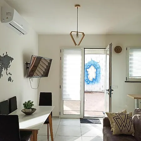 Kolossoi Guest house