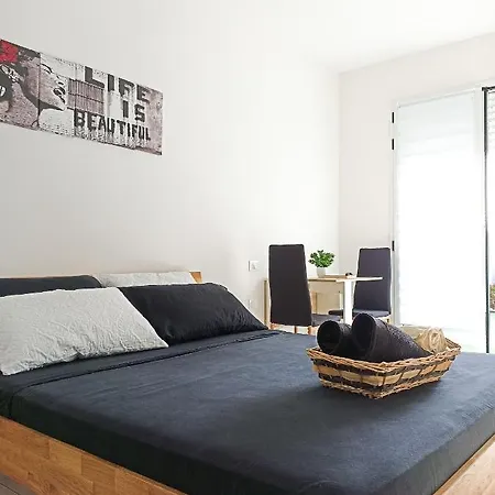 Kolossoi Guest house