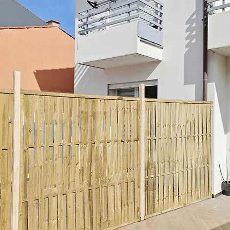 בית הארחה Kolossoi 3*