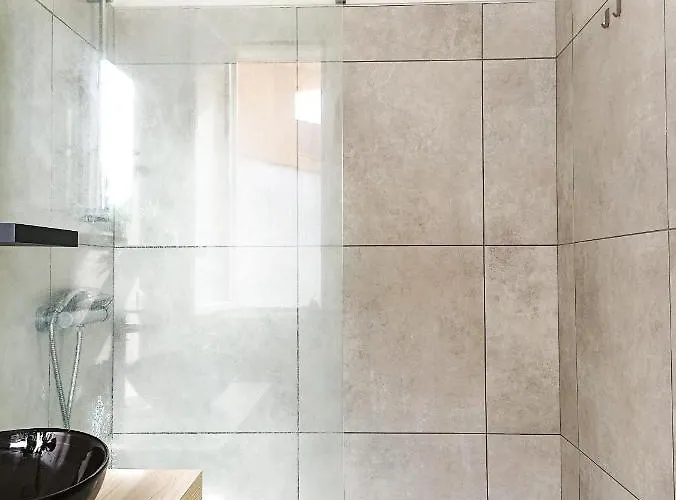 Kolossoi ゲストハウス