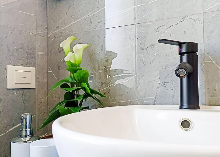 ゲストハウス Kolossoi カブラス